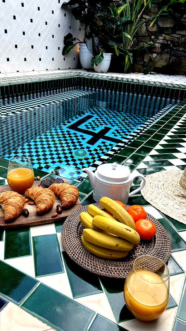 alisonbowles image ~ Altpins