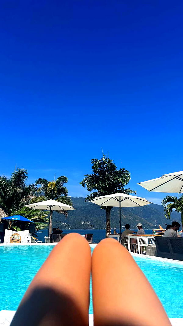 alisonbowles image ~ Altpins