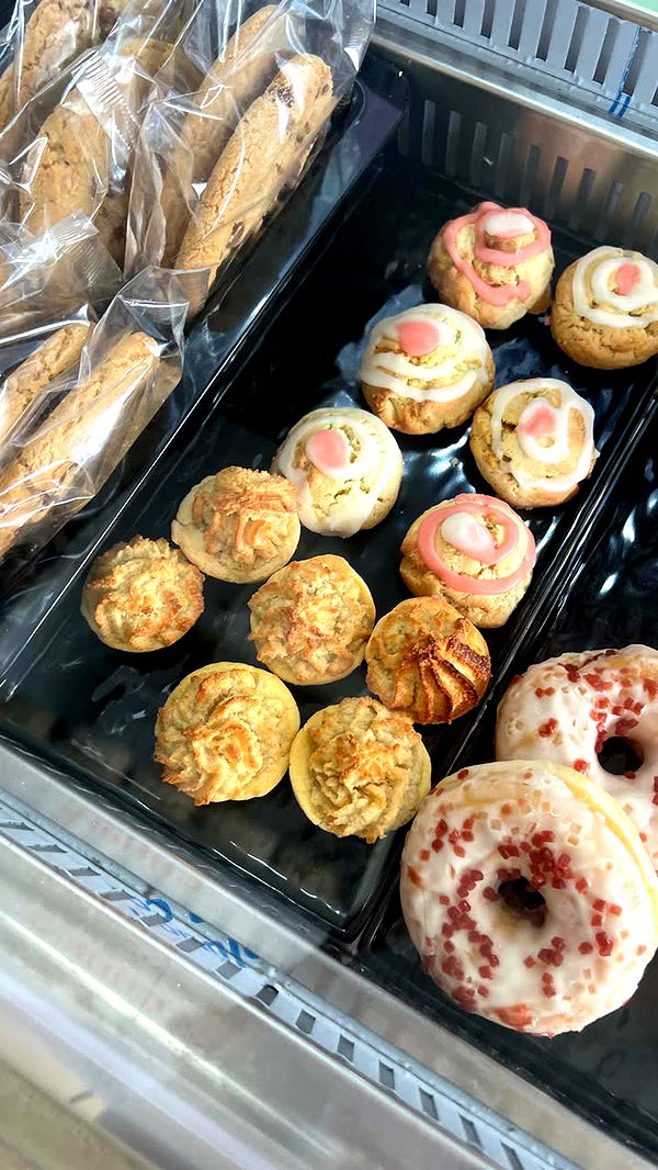 alisonbowles image ~ Altpins