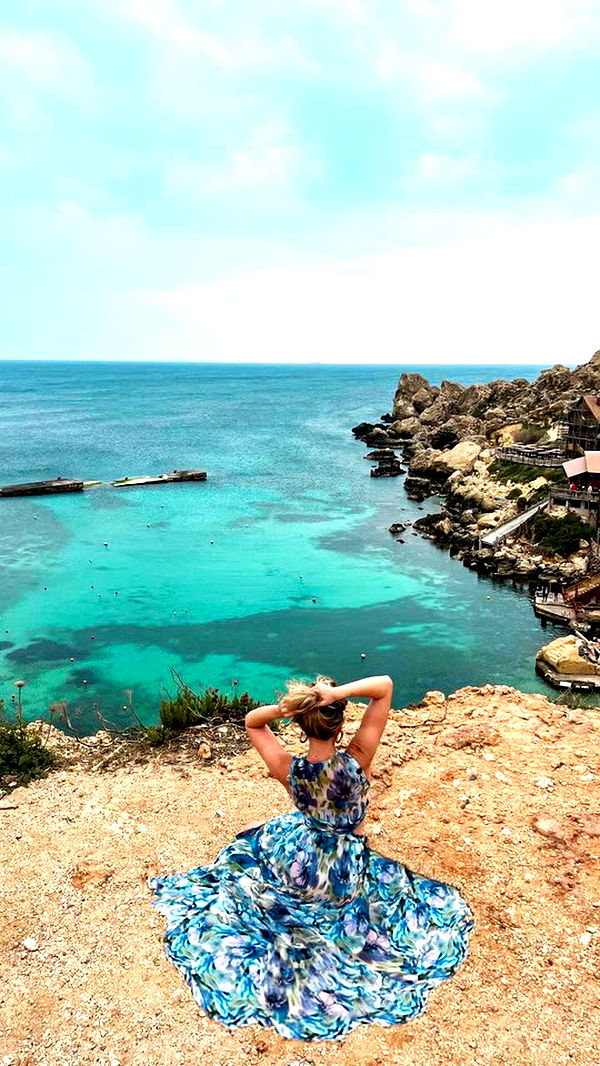 alisonbowles image ~ Altpins