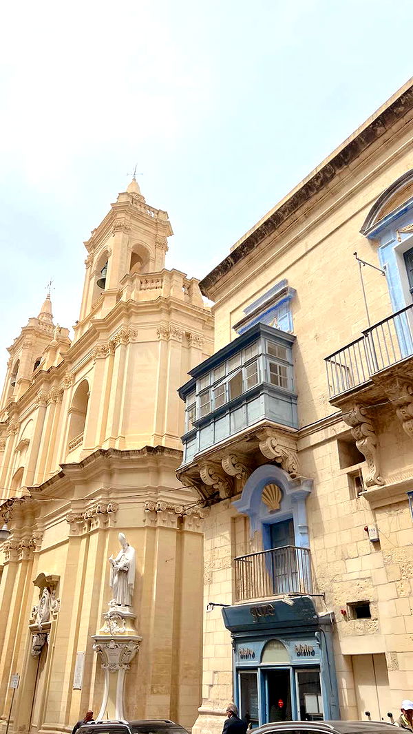 alisonbowles image ~ Altpins