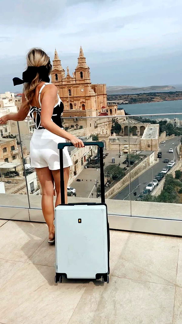 alisonbowles image ~ Altpins