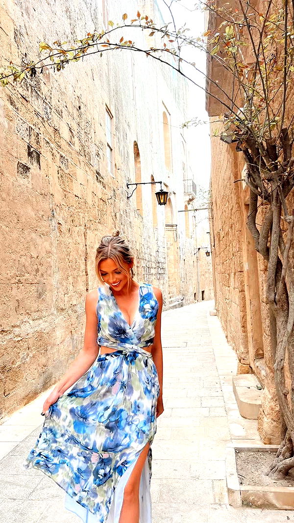 alisonbowles image ~ Altpins