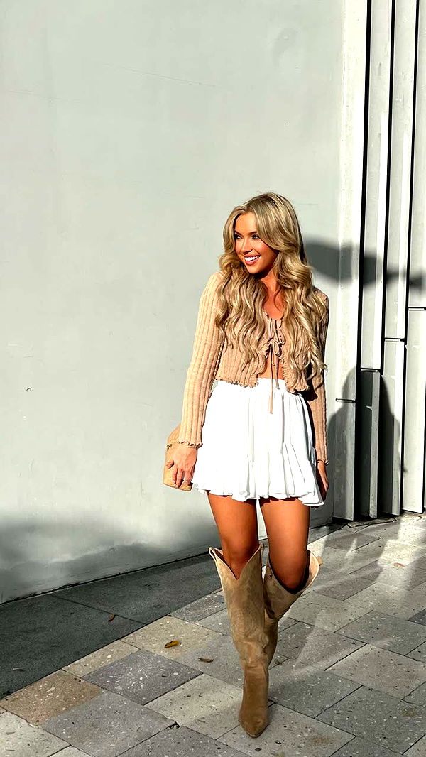 alisonbowles image ~ Altpins