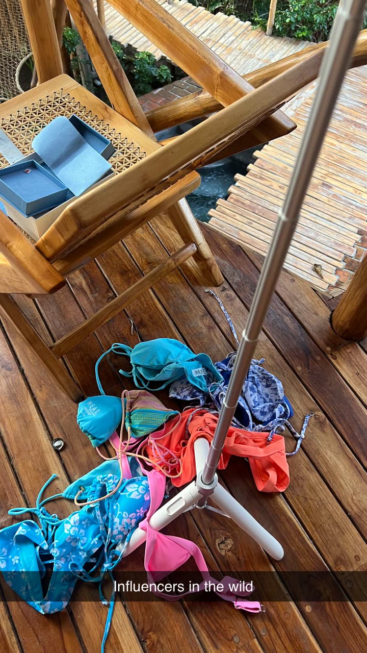 alisonbowles snapchat image archive image