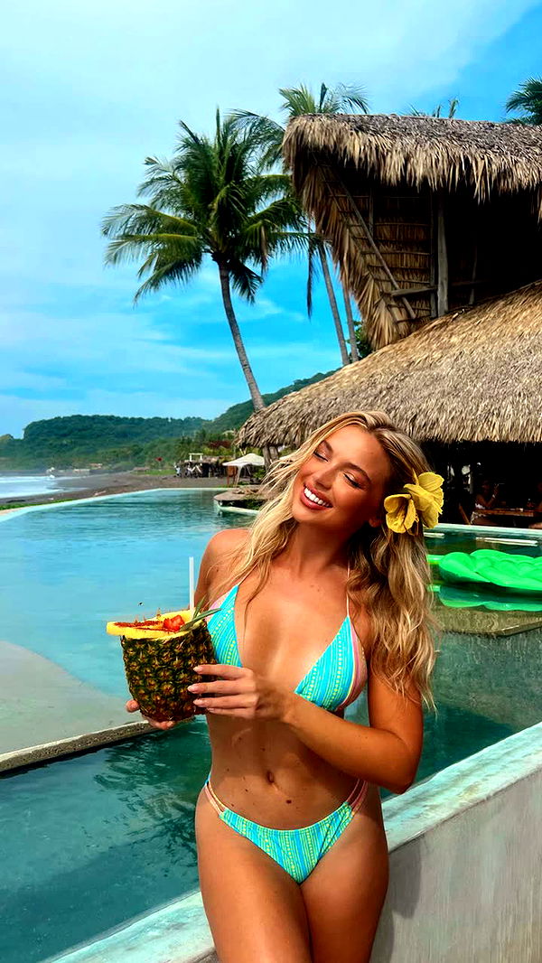 alisonbowles image ~ Altpins