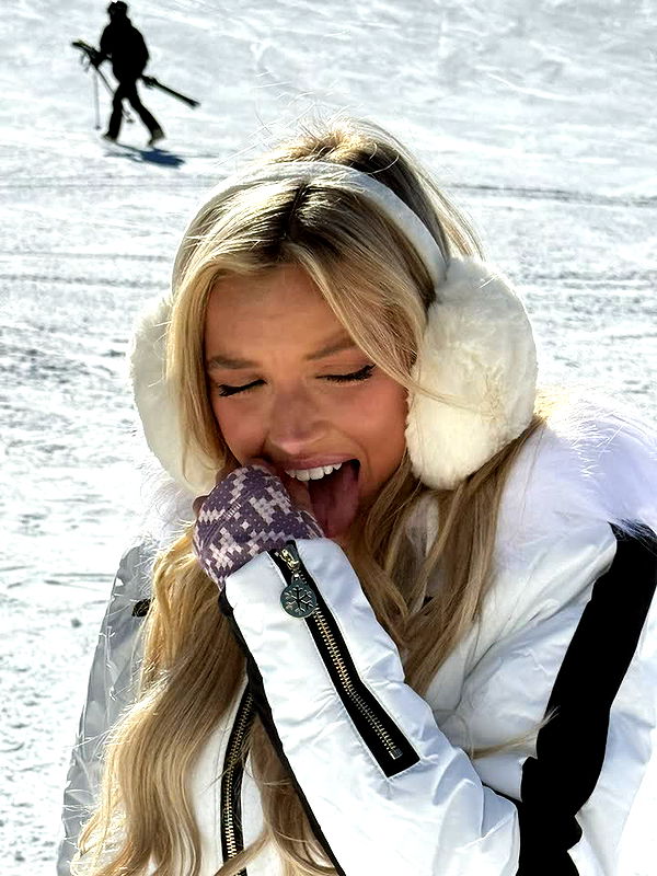 alisonbowles image ~ Altpins