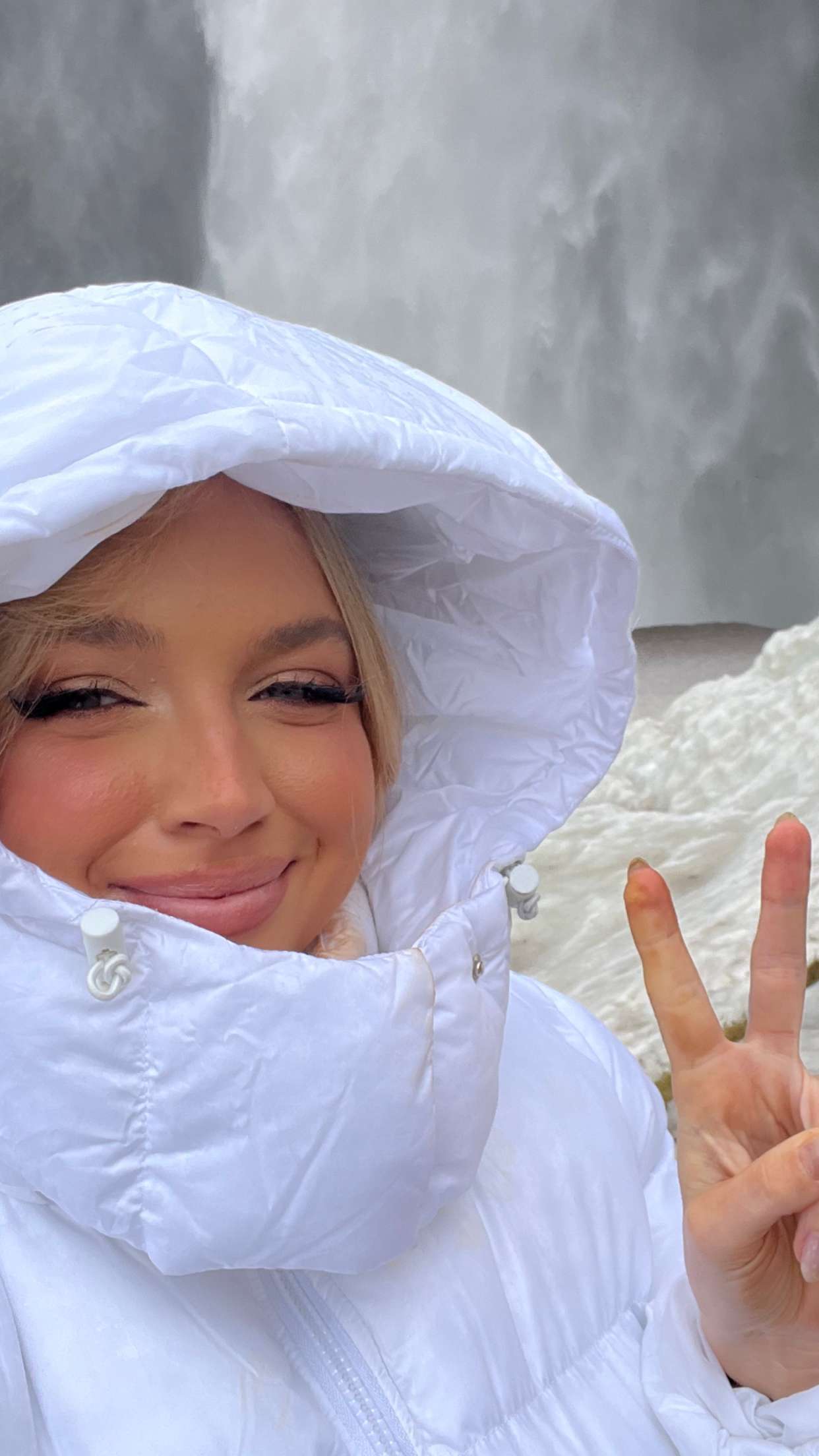 alisonbowles snapchat image archive image