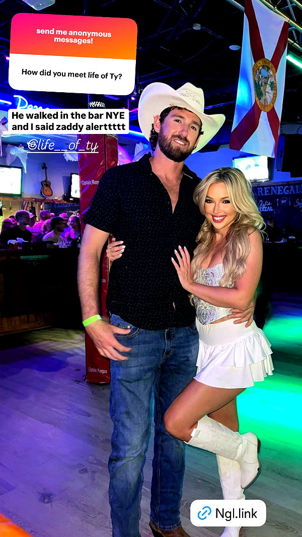 alisonbowles image ~ Altpins