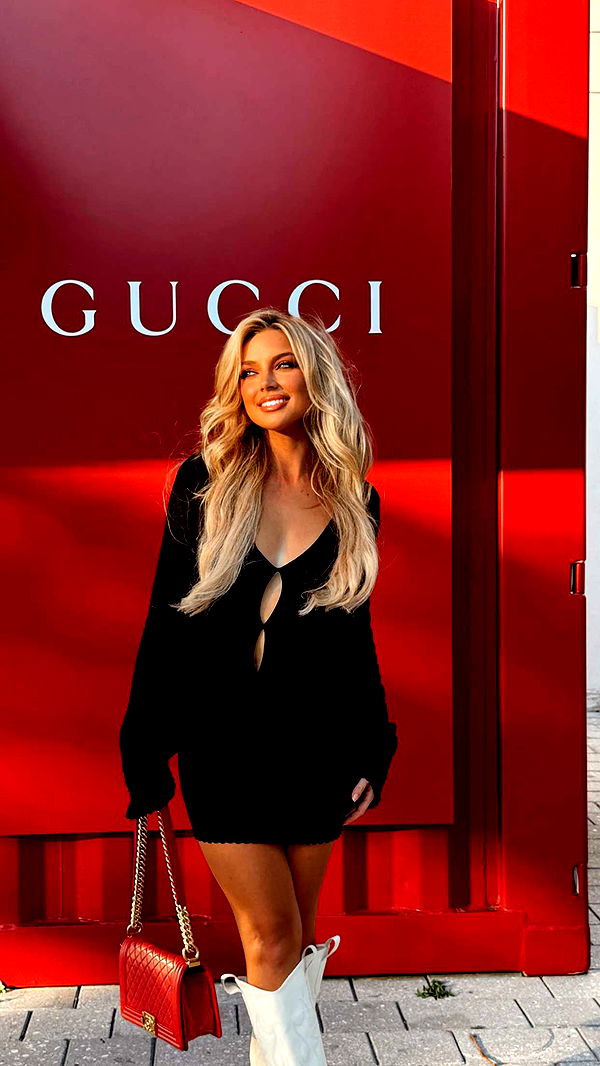 alisonbowles image ~ Altpins