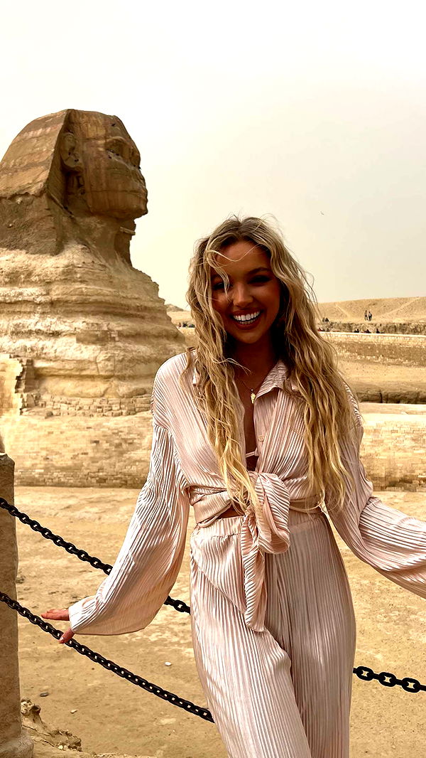 alisonbowles image ~ Altpins