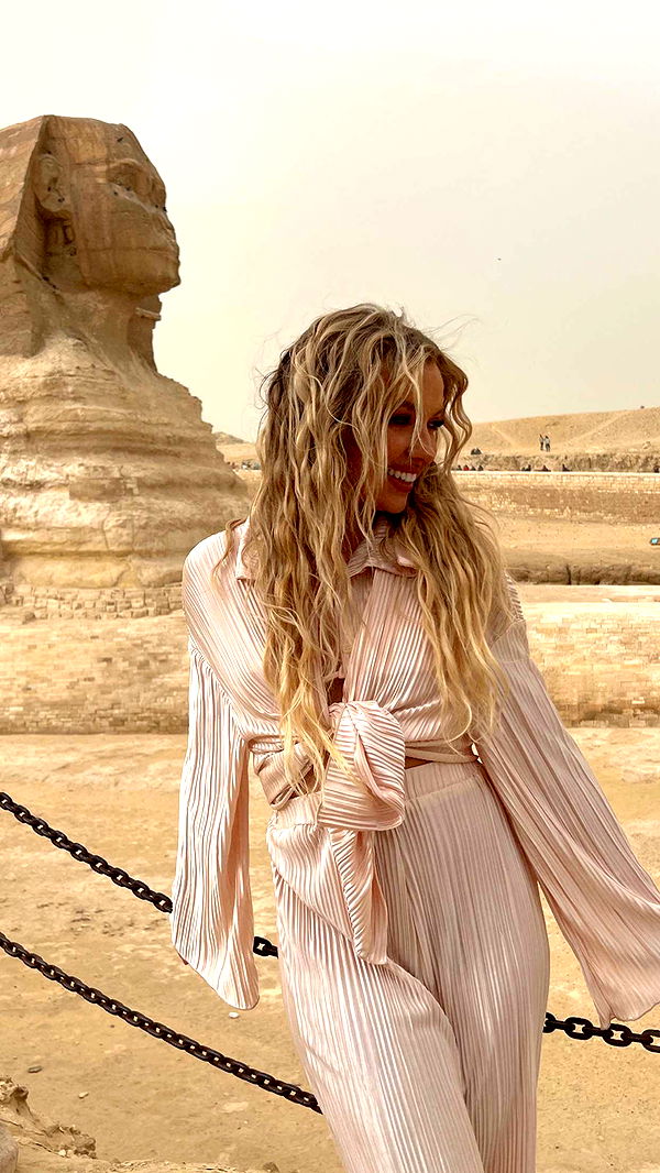 alisonbowles image ~ Altpins