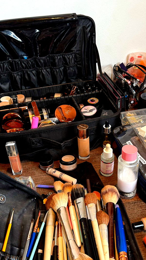 alisonbowles image ~ Altpins