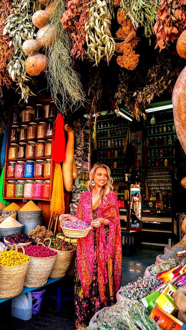 alisonbowles image ~ Altpins