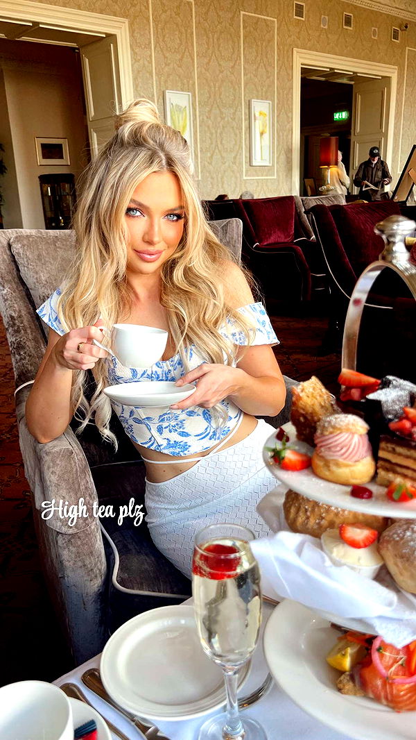 alisonbowles image ~ Altpins