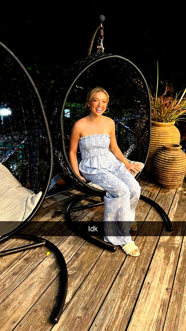 alisonbowles image ~ Altpins