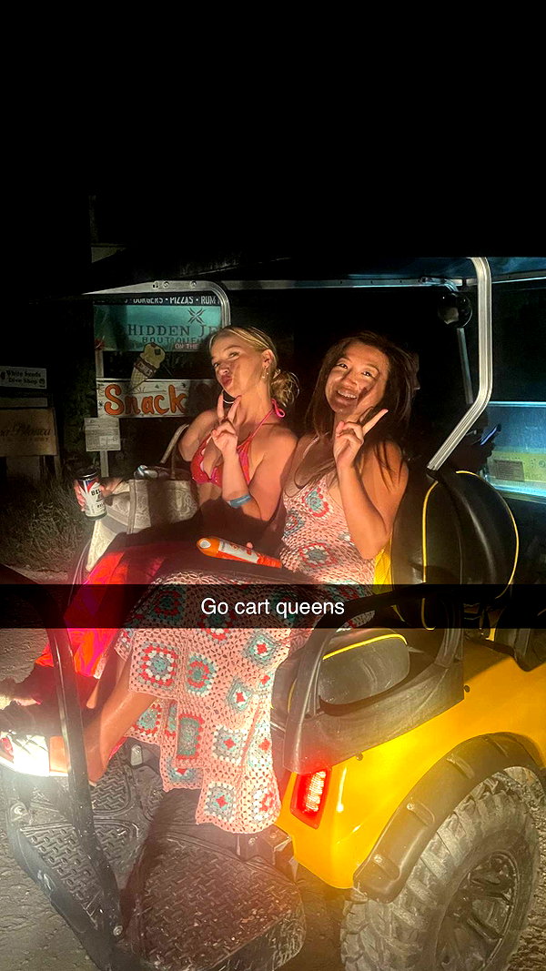 alisonbowles snapchat image archive image