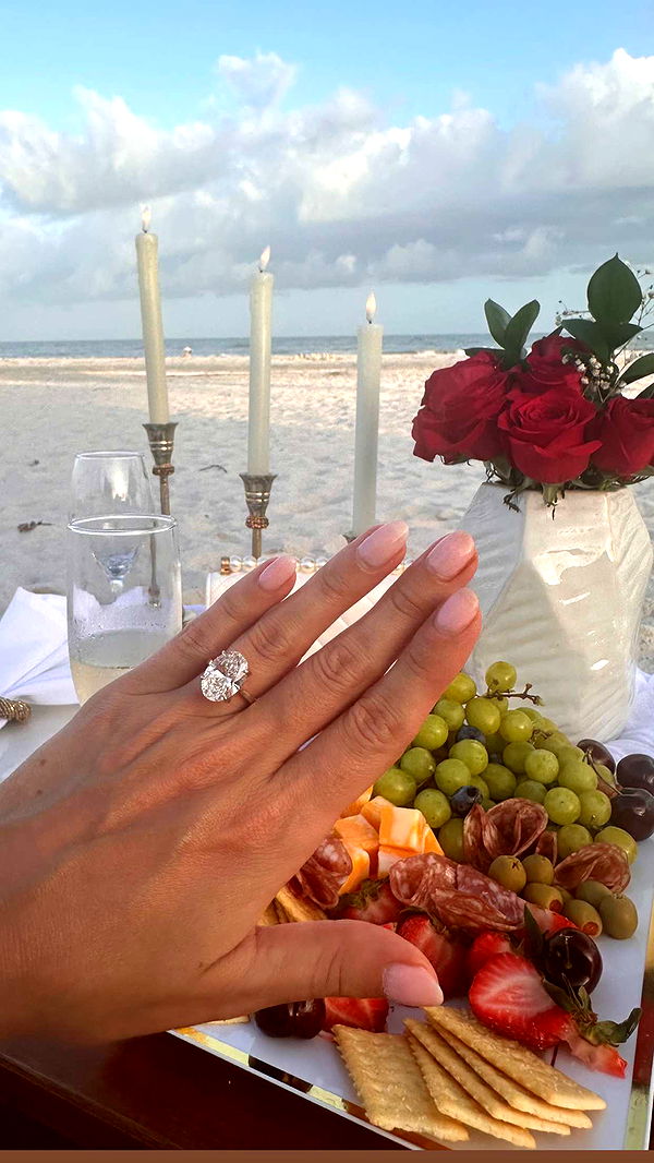 alisonbowles image ~ Altpins