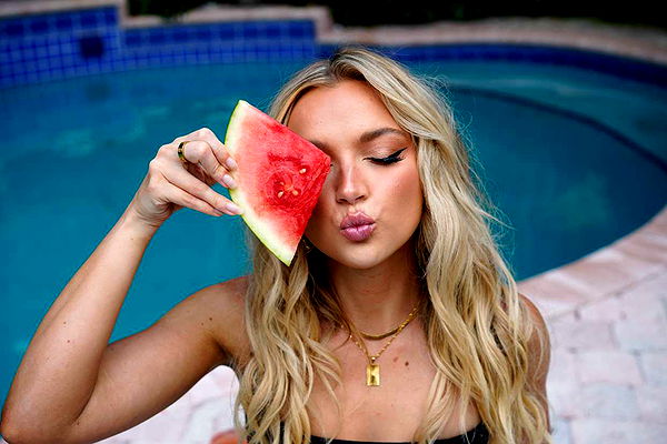 alisonbowles image ~ Altpins