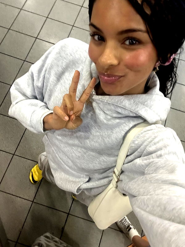 ally1renee image ~ Altpins