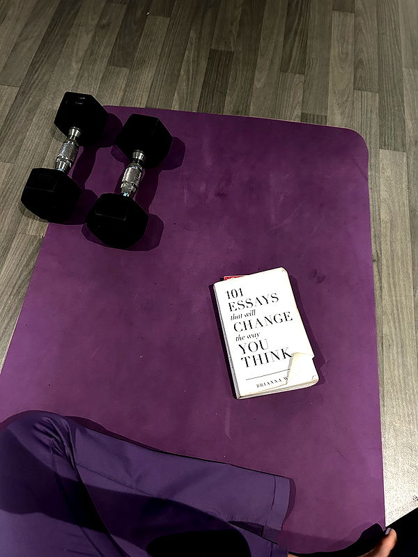 ally1renee image ~ Altpins