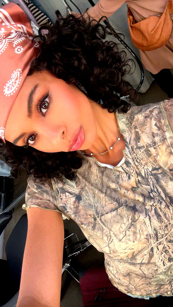 ally1renee image ~ Altpins