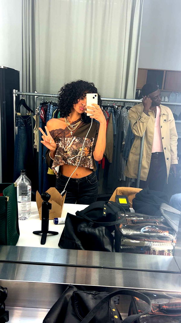 ally1renee image ~ Altpins