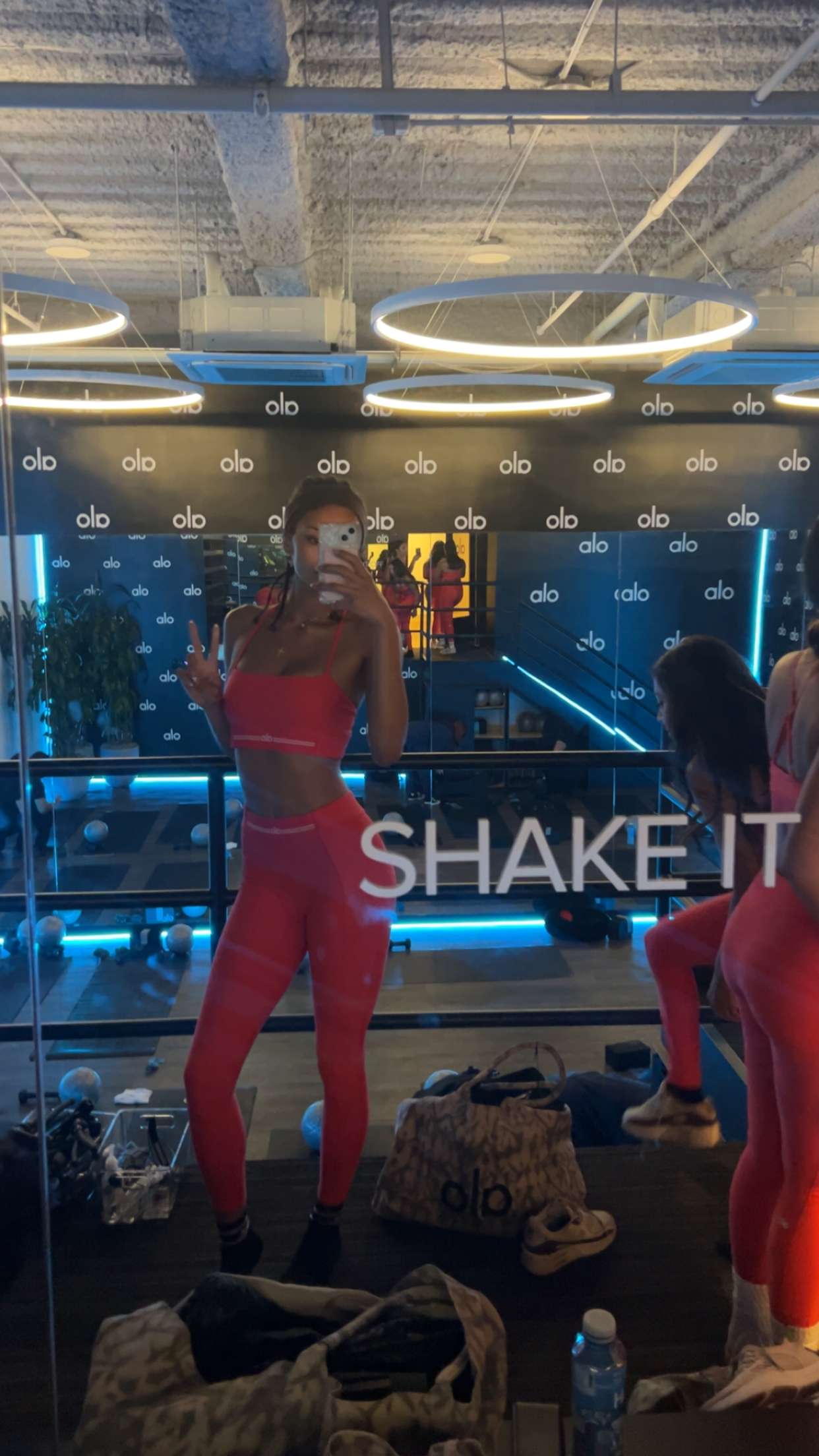 ally1renee snapchat image archive image