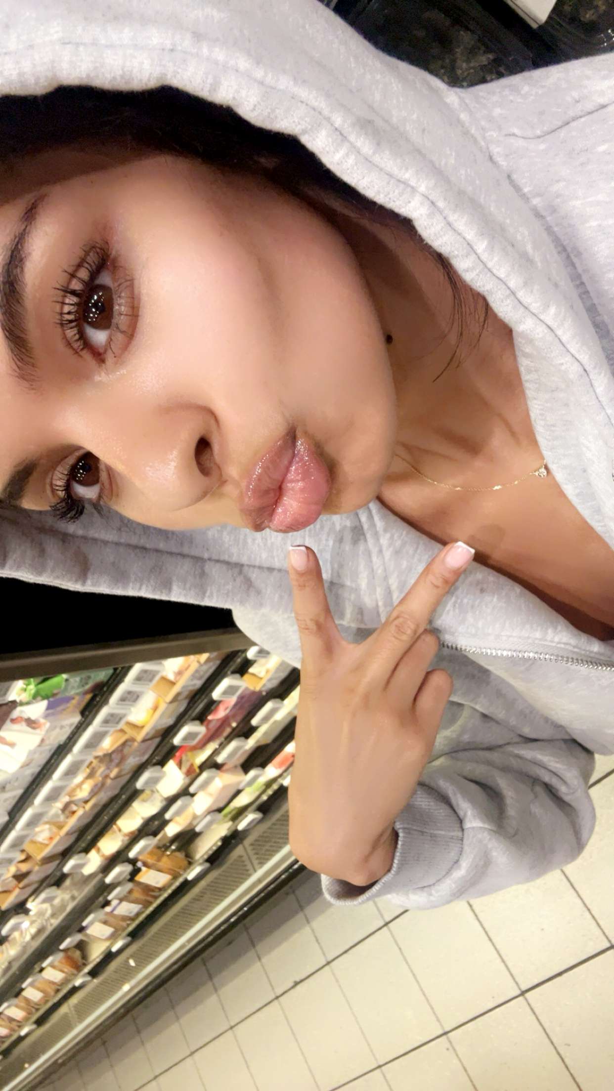 ally1renee snapchat image archive image