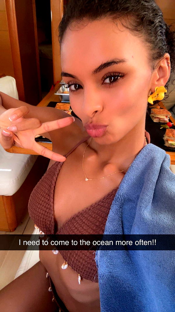 ally1renee image ~ Altpins