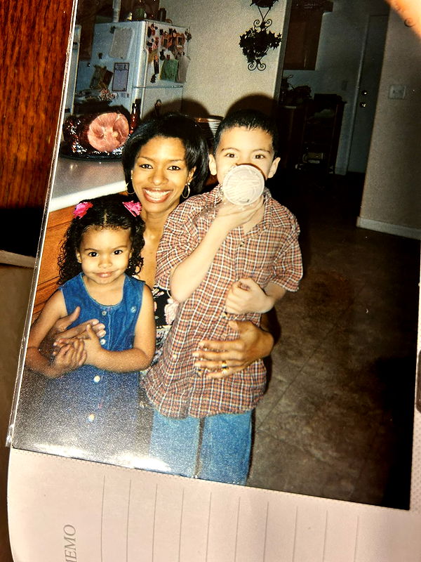 ally1renee image ~ Altpins