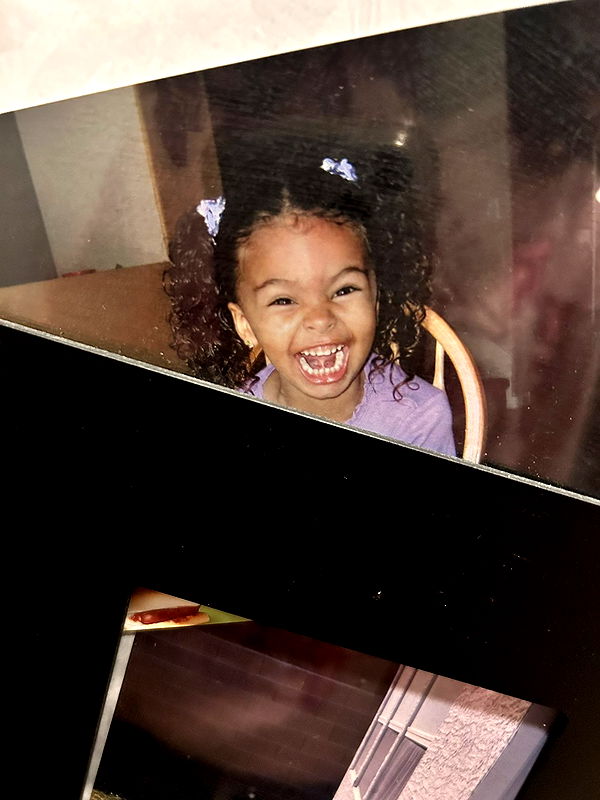 ally1renee image ~ Altpins