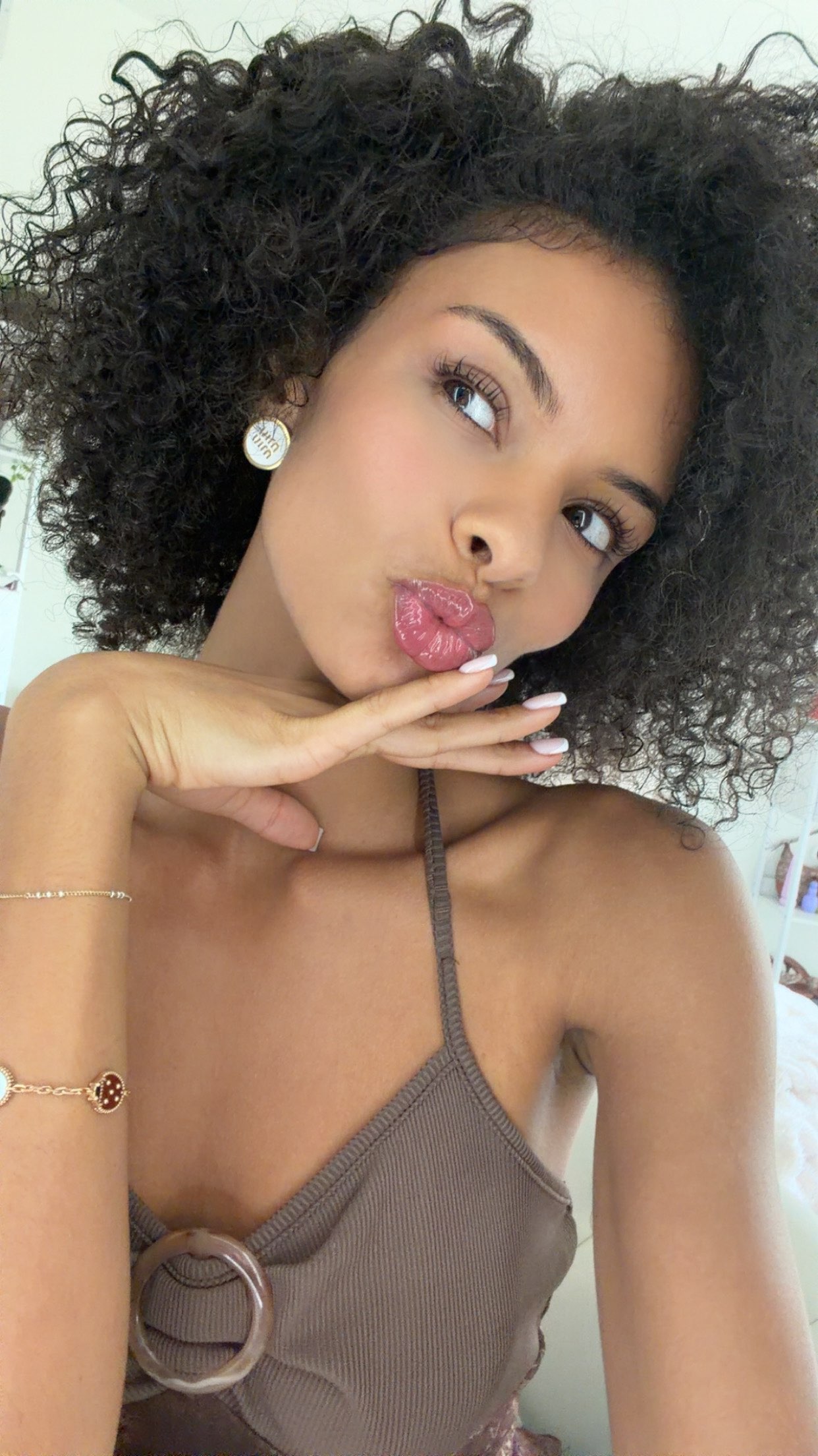 ally1renee snapchat image archive image