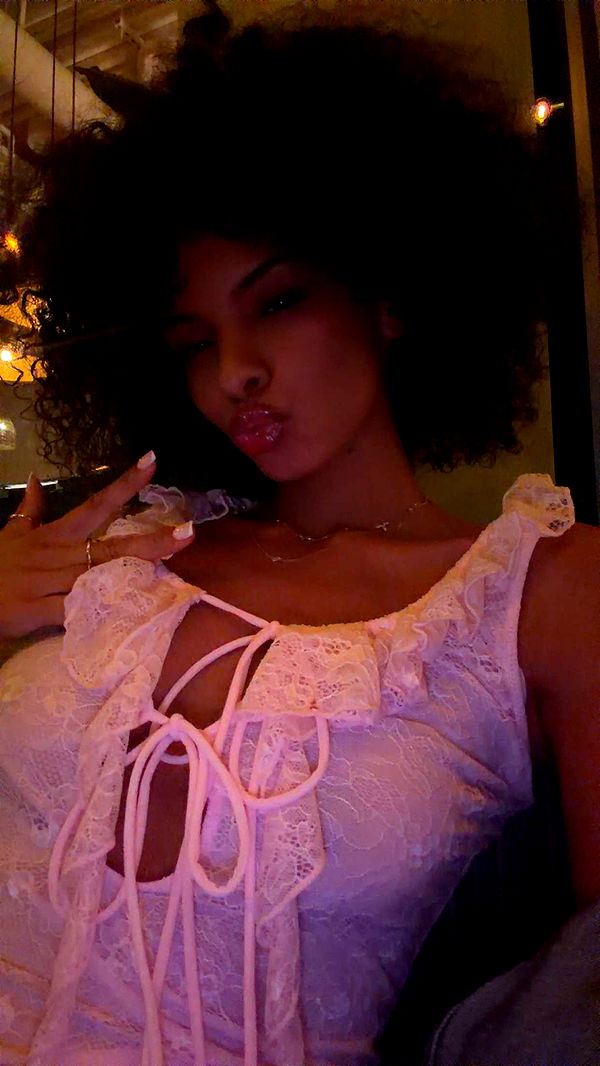 ally1renee image ~ Altpins