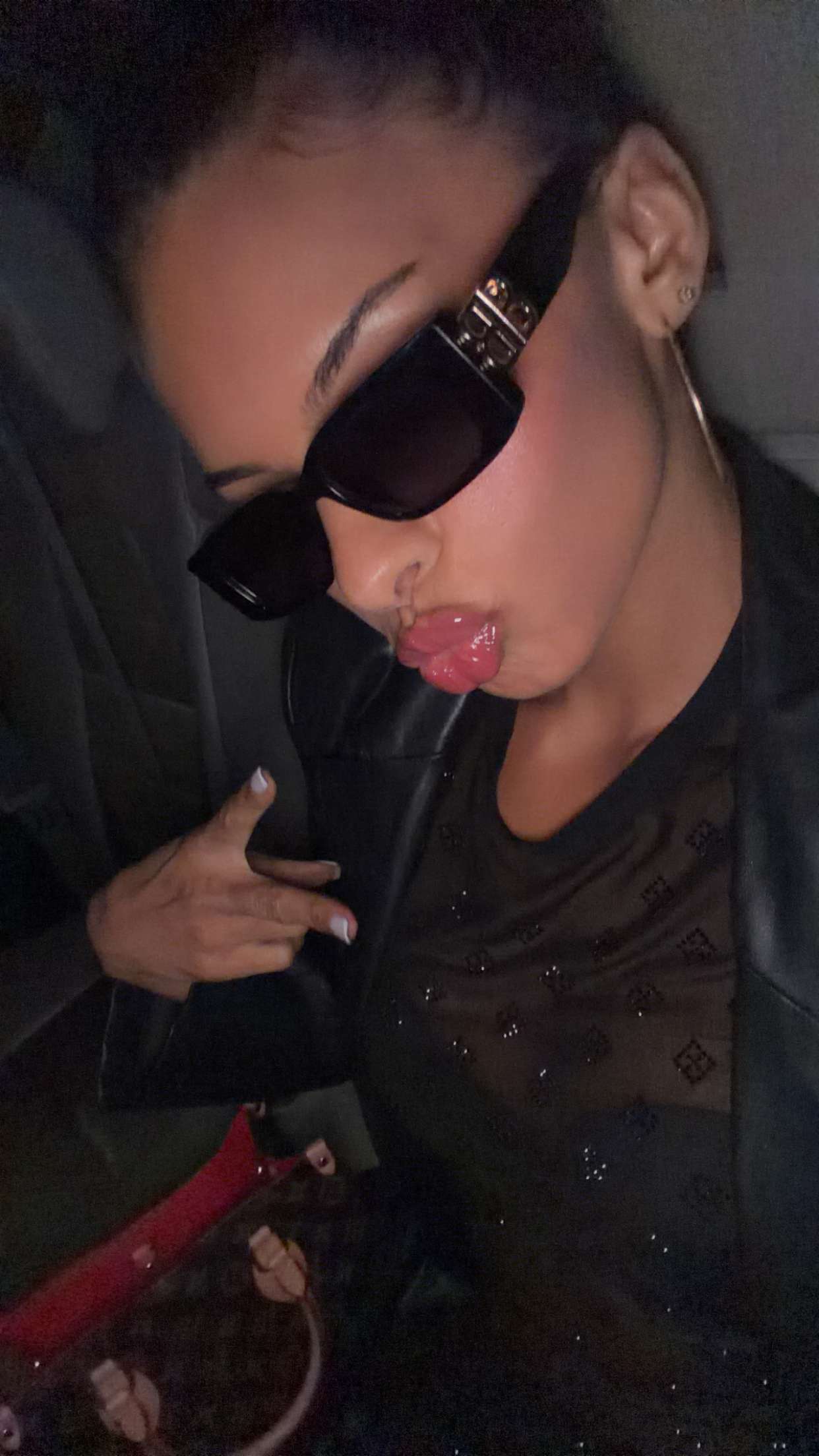 ally1renee snapchat image archive image