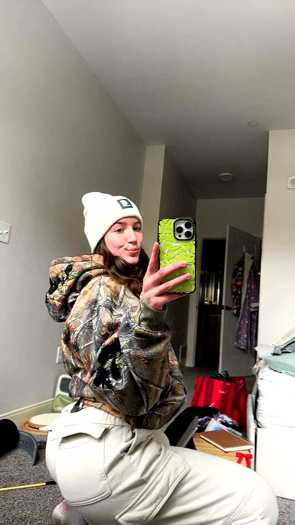 ameliabfit image ~ Altpins