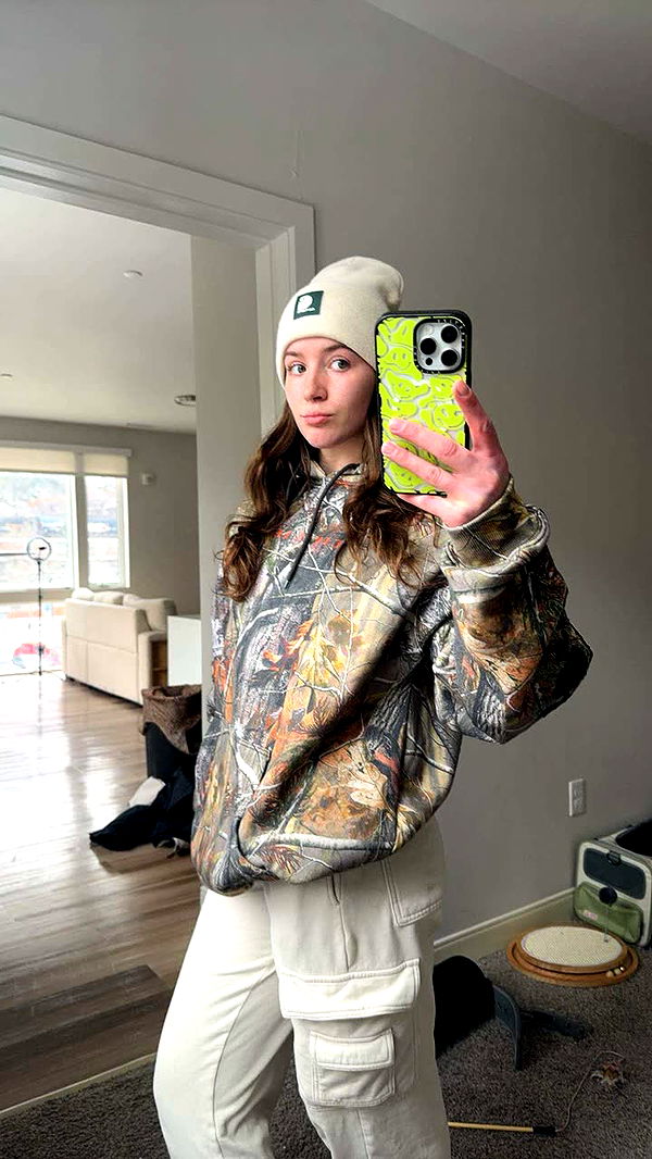 ameliabfit image ~ Altpins