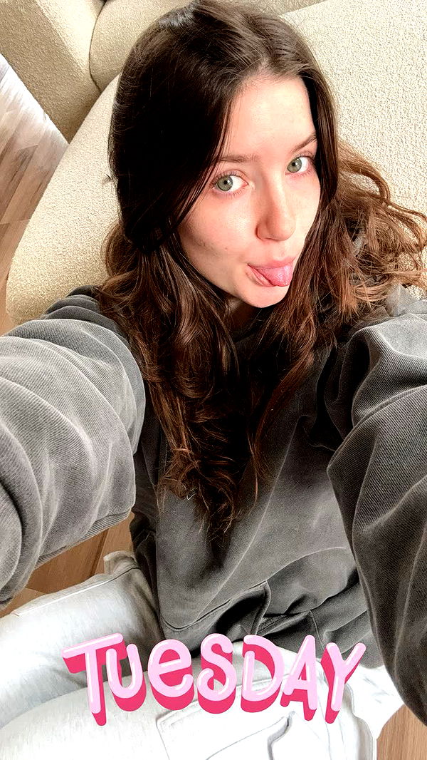 ameliabfit image ~ Altpins