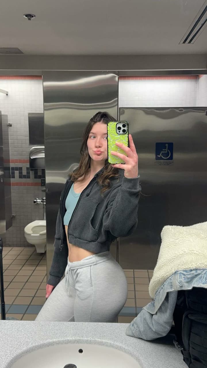 ameliabfit snapchat image archive image