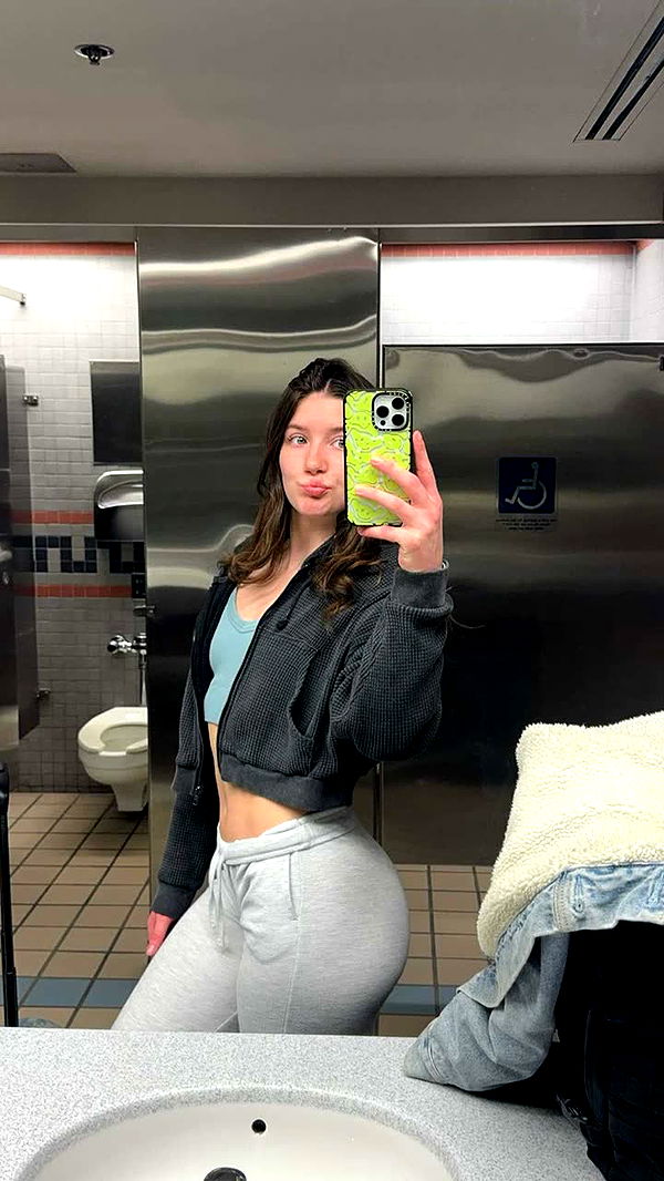 ameliabfit image ~ Altpins