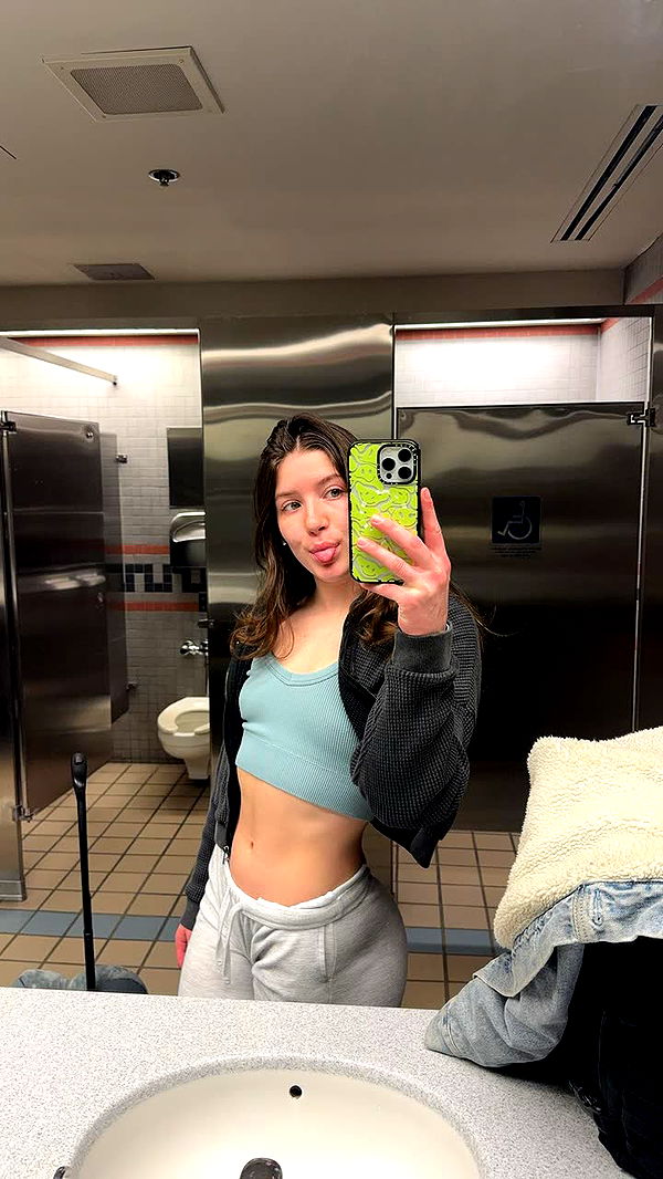 ameliabfit image ~ Altpins