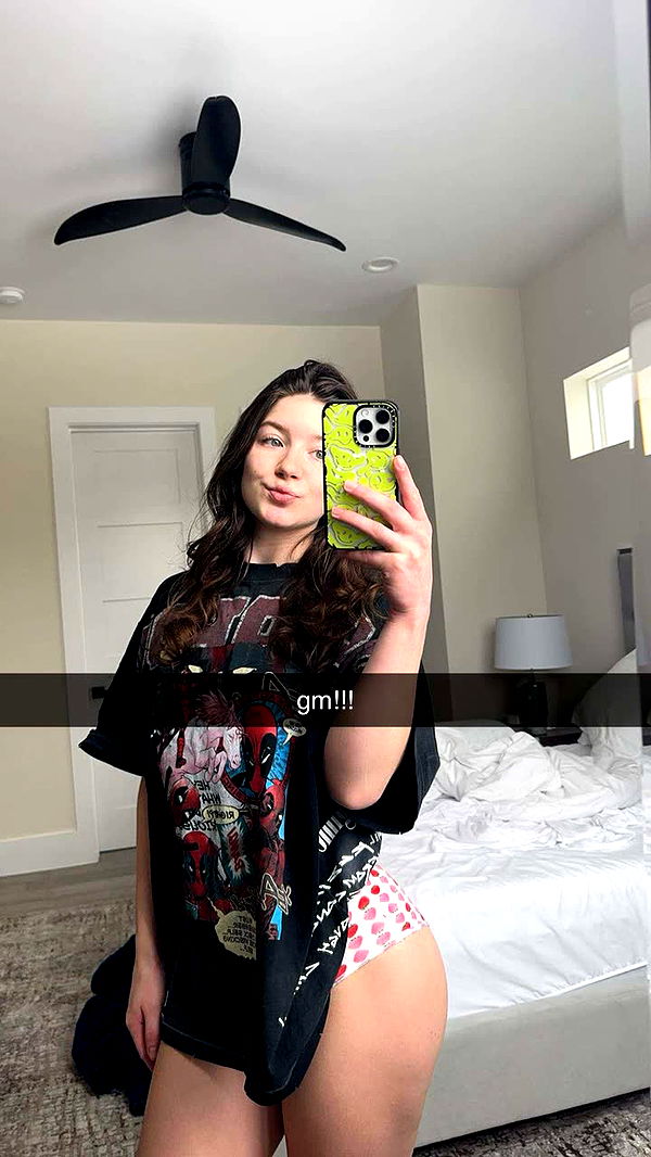 ameliabfit image ~ Altpins