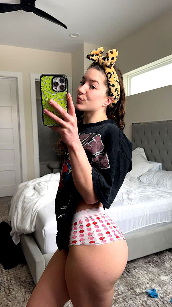 ameliabfit image ~ Altpins