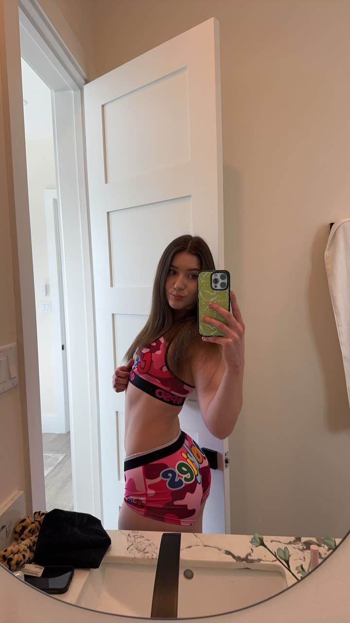 ameliabfit snapchat image archive image