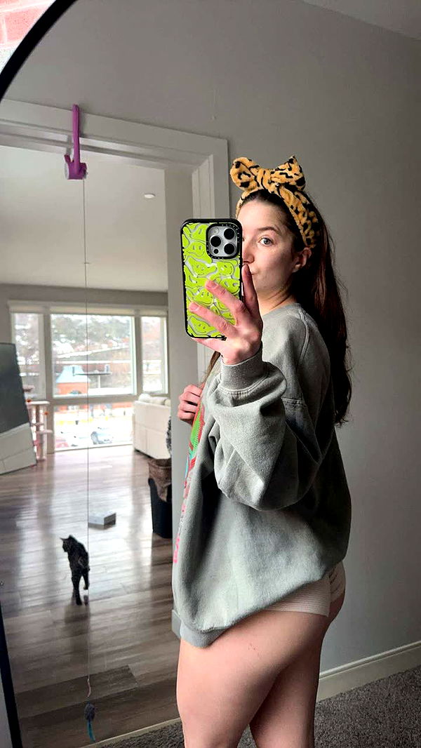 ameliabfit image ~ Altpins