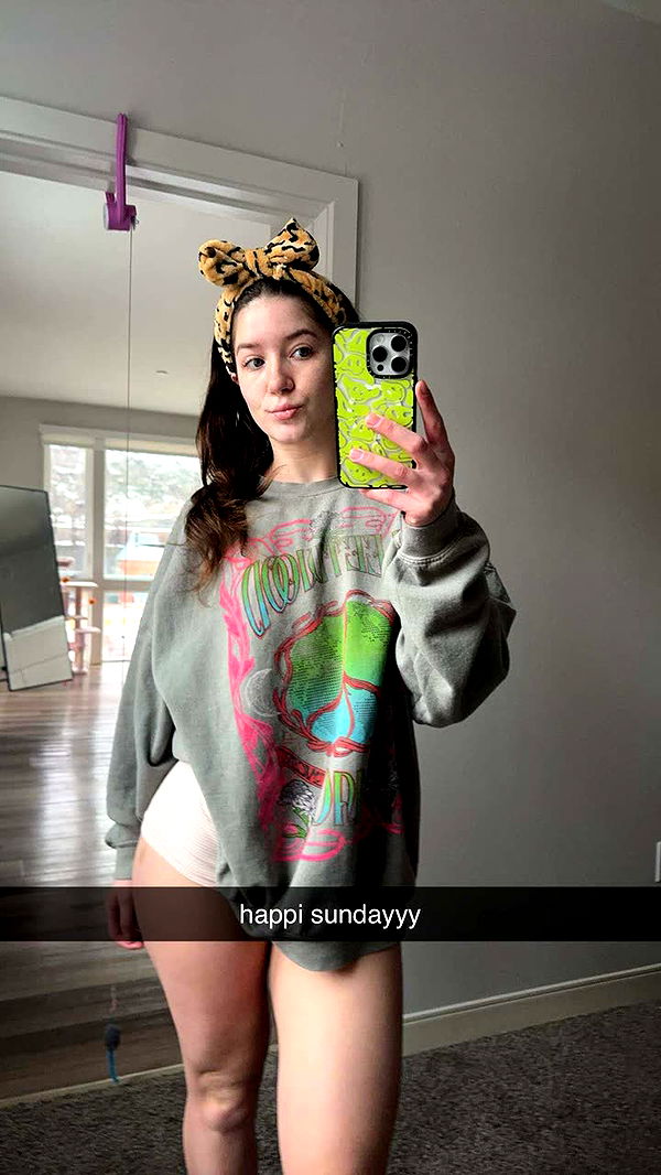 ameliabfit image ~ Altpins