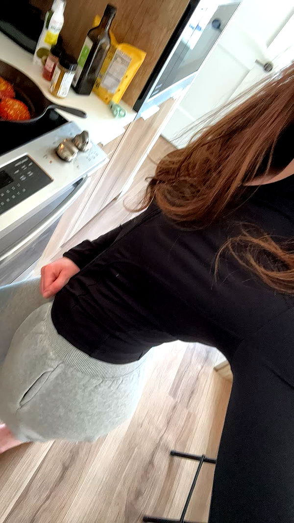 ameliabfit image ~ Altpins