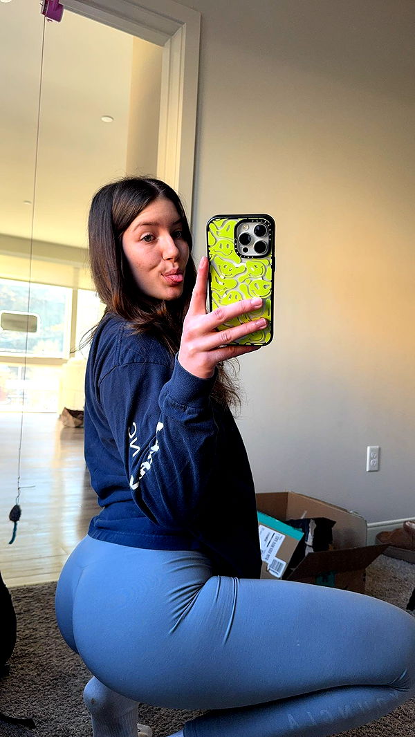 ameliabfit image ~ Altpins