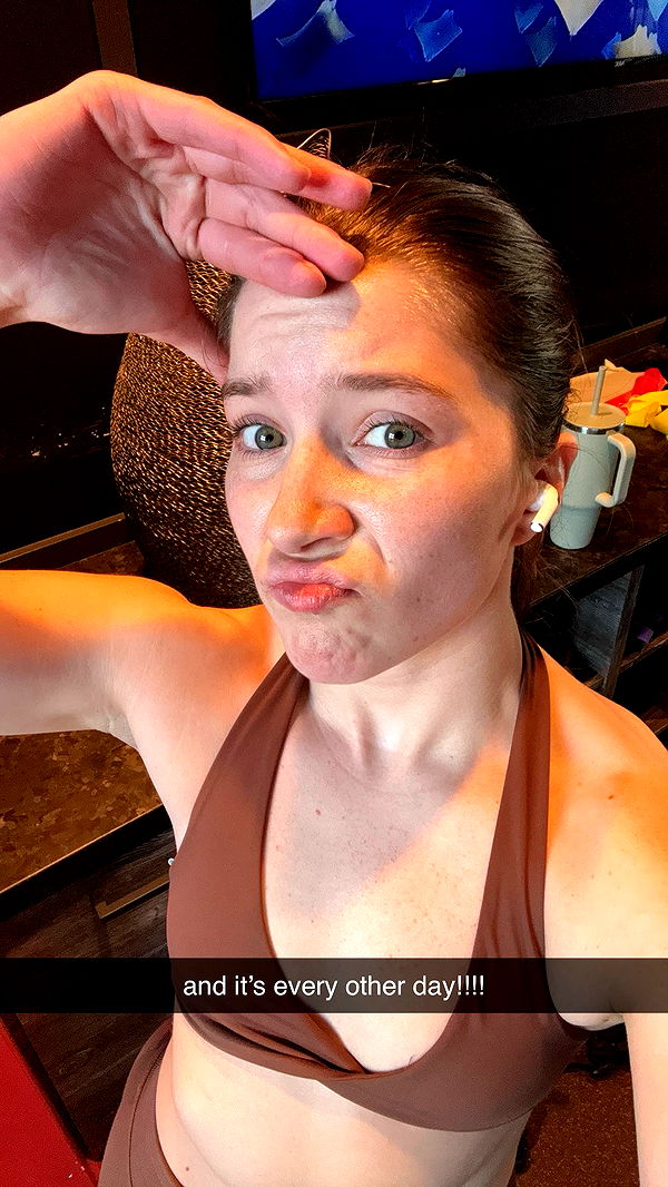 ameliabfit image ~ Altpins