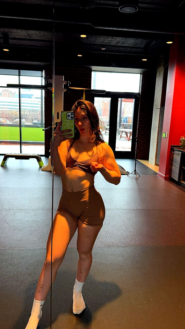 ameliabfit image ~ Altpins